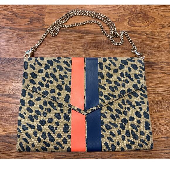 Stella & Dot Women's Bellamy Leopard Print Clutch with Removable Crossbody Chain - Picture 4 of 9